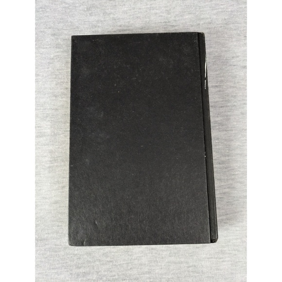 John Grisham: The Runaway Jury (Hardbound) - Picture 3 of 5